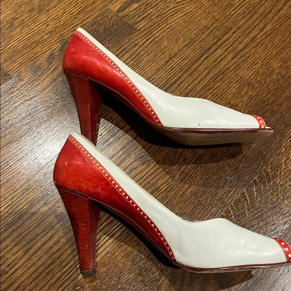 Bruno Magli White and Red Peep Vintage Toe Heels - Picture 4 of 8